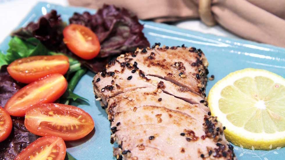 atum com crosta de gergelim